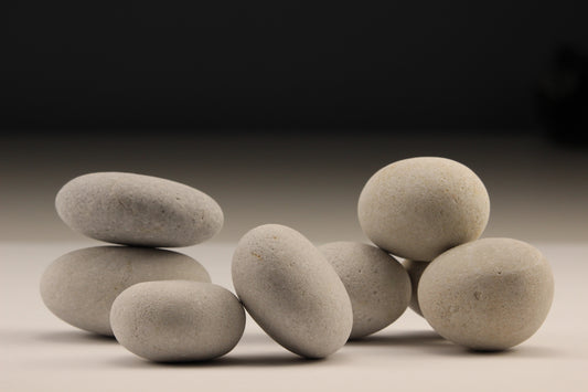 Signature Semi-Polished Off-White/Light Gray